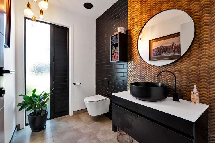 135A Brecon Road Stratford_11