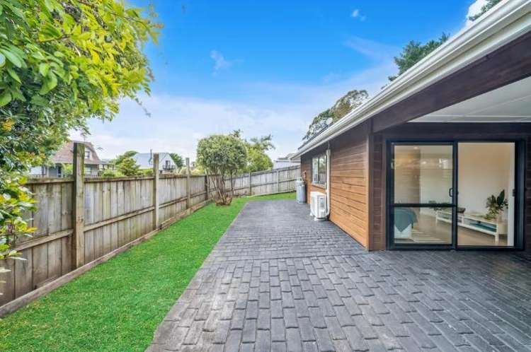 A/56 Glennandrew Drive_0
