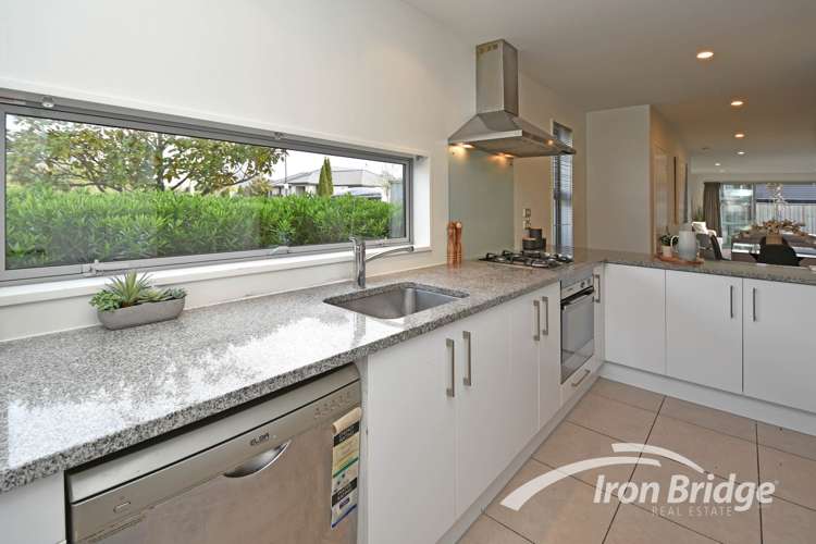 1 Philippe Avenue Yaldhurst_1