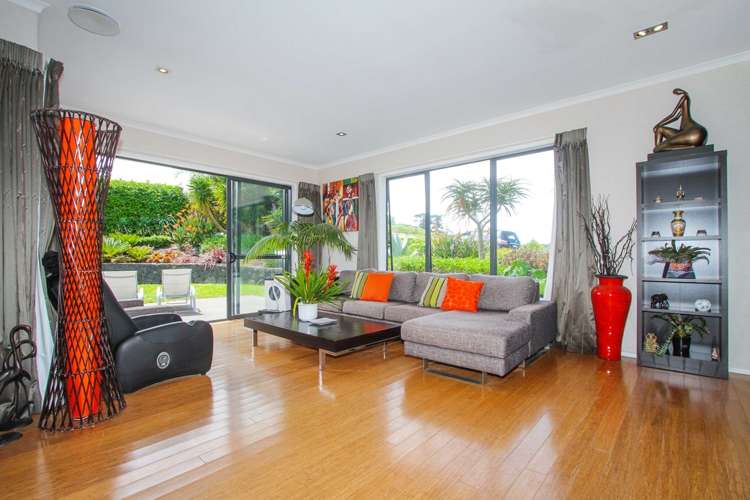 39 Whangaparaoa Road Red Beach_8