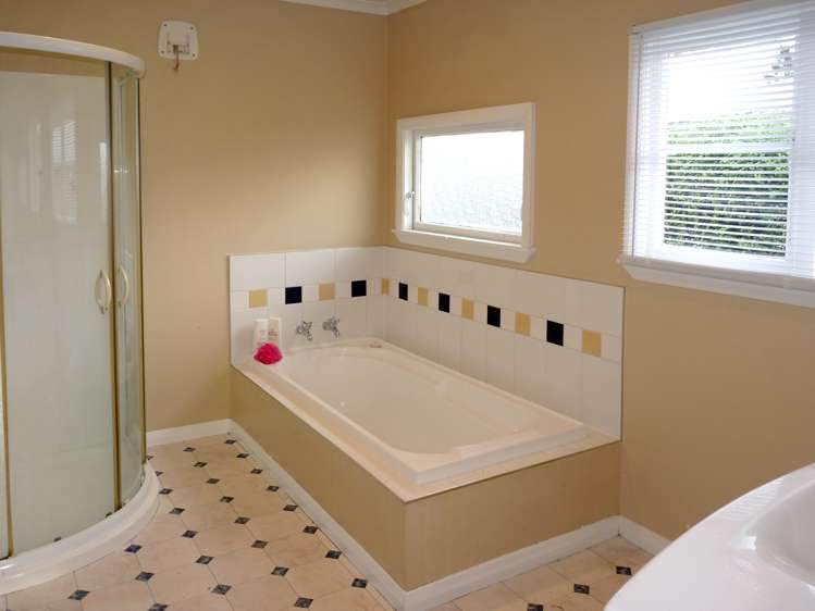 209 Whitby Road Wakefield_10