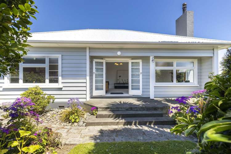 40 Tukapa Street Westown_17