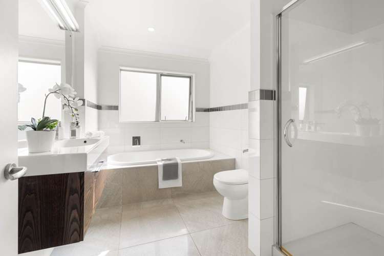 9 Vittoria Terrace Flat Bush_16