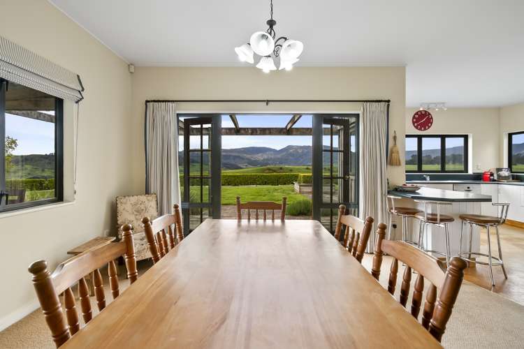 451 Table Flat Road Apiti_16