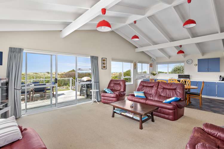 49 Blue Pacific Parade Riversdale Beach_6