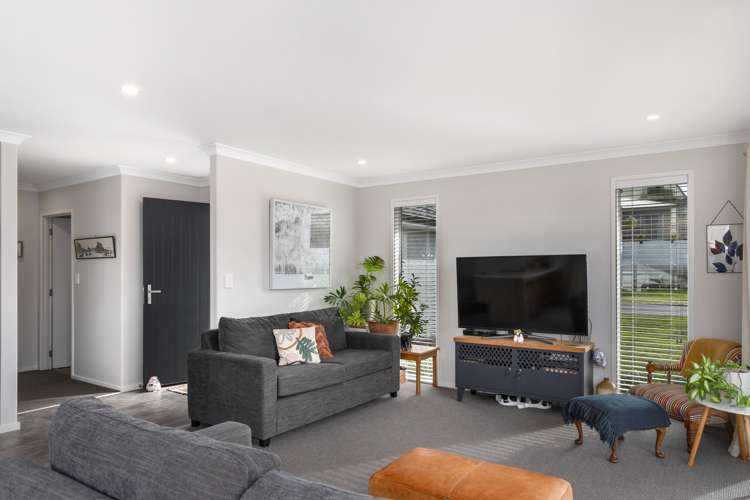 53 Bert Wall Drive Omokoroa_2