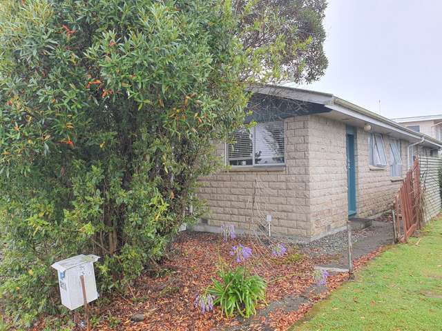 214a Gibson Quay Hokitika_1