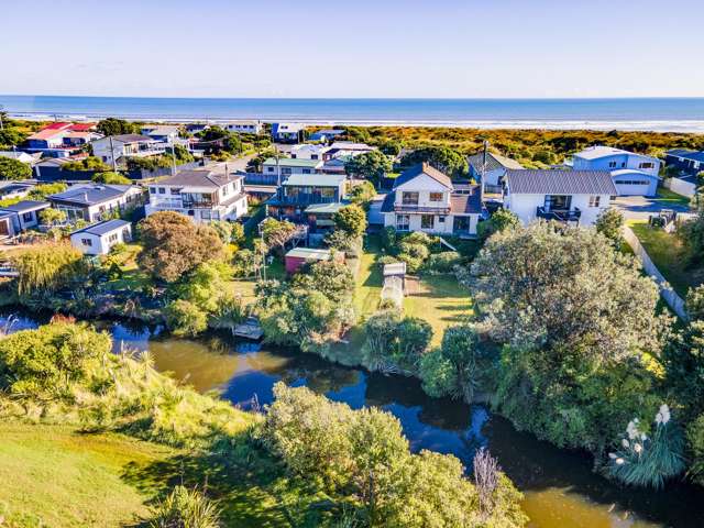 12 Moana Street Otaki Beach_4
