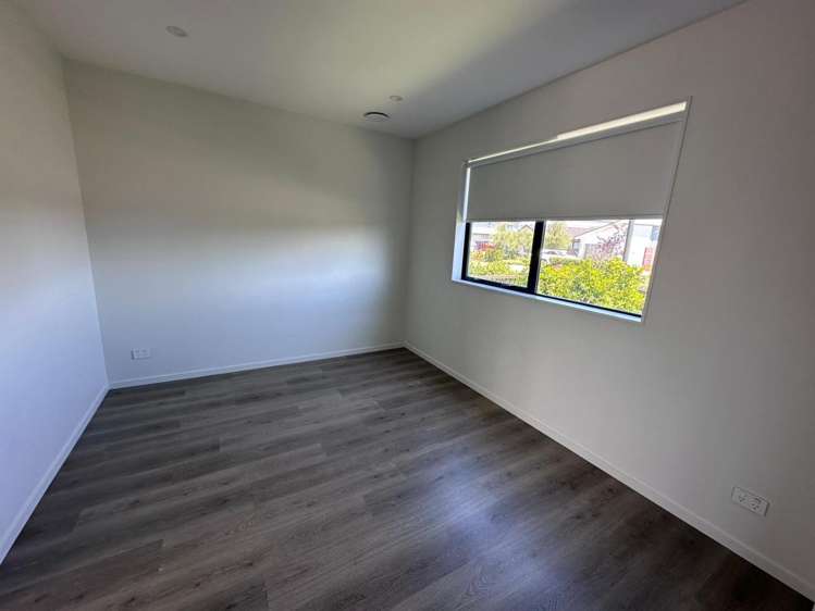 6 Gosper Road 1653_3