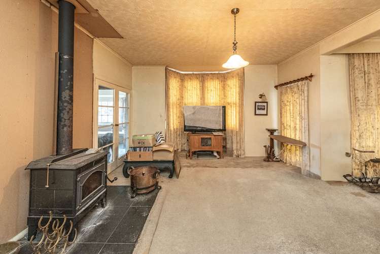 256 No 2 Line Okoia_10