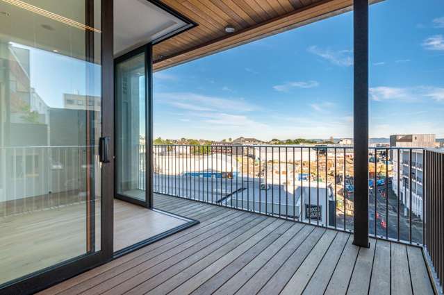 G01/45 Mount Eden Road 1728_1