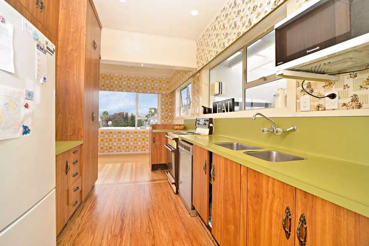 27 Fairlands Avenue Waterview_5