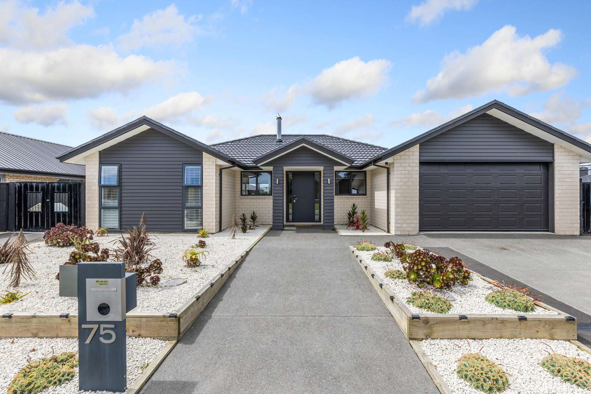 75 Craig Thompson Drive Lincoln_0