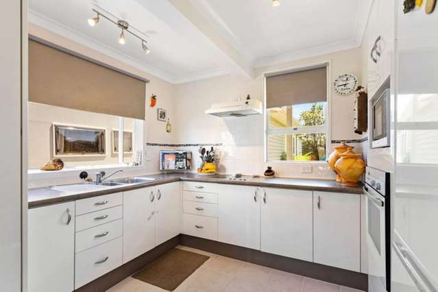 9 Stokes Avenue Te Atatu Peninsula_3