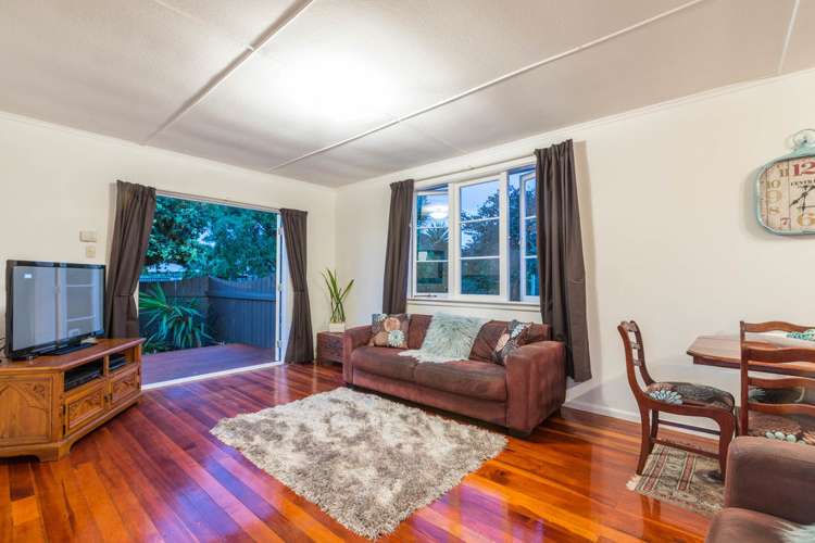 2/23a Heretaunga Avenue Onehunga_3