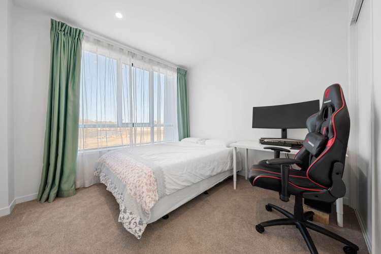 105/1 Kimiora Street Three Kings_9