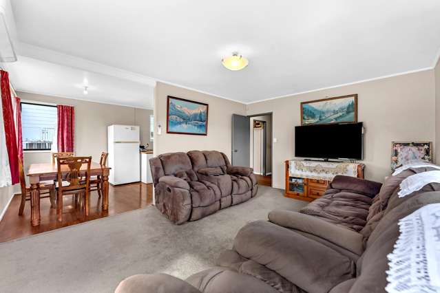 12 Pisces Road Glen Eden_1