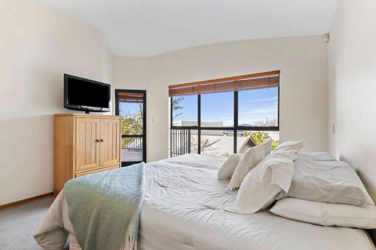 3/2 Colonial Rd Birkenhead_4