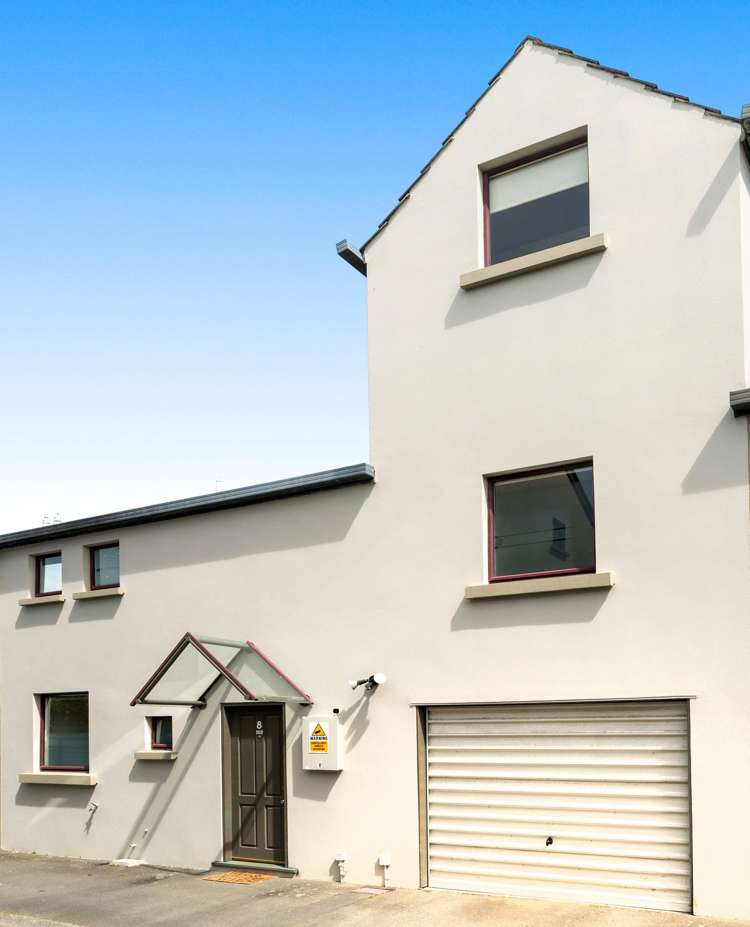 8/16 Derby Street St Albans_14