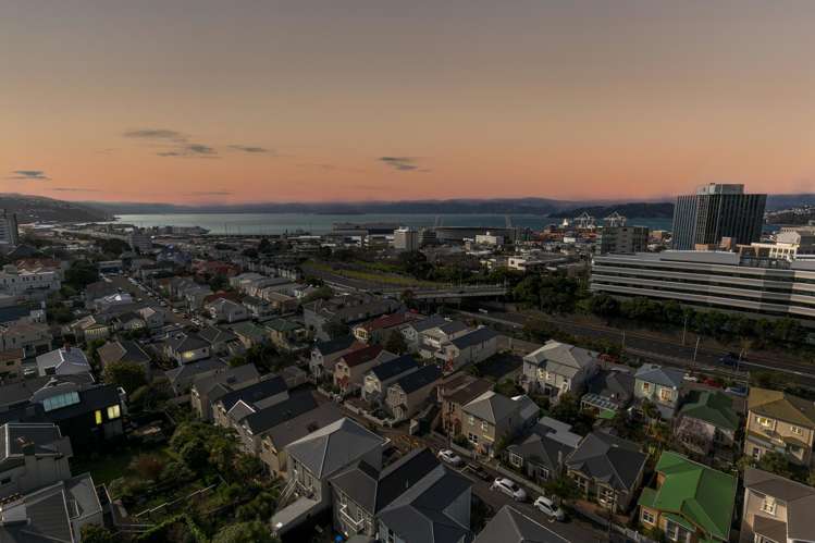 31/125 Grant Road Thorndon_12