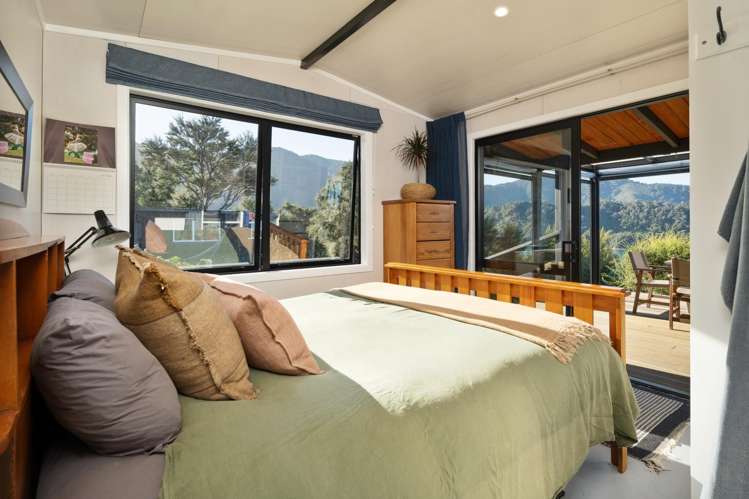 448 Tamuakawawe Bay Marlborough Sounds_16