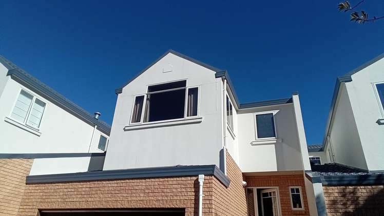 9/23-31 Tenby Street Wanaka_1