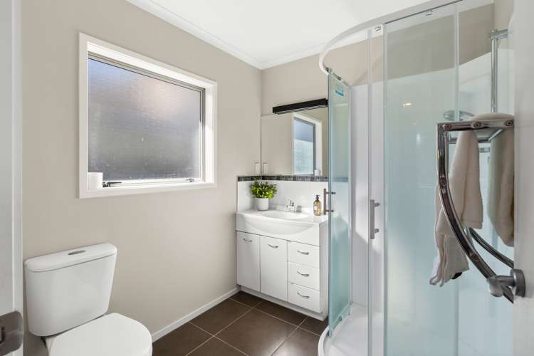 1154a South Road Oakura_9