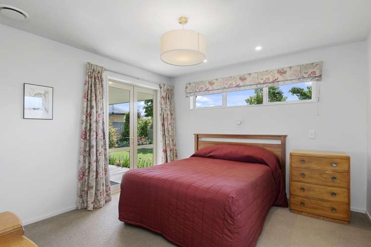 18a Pemberton Drive Darfield_10