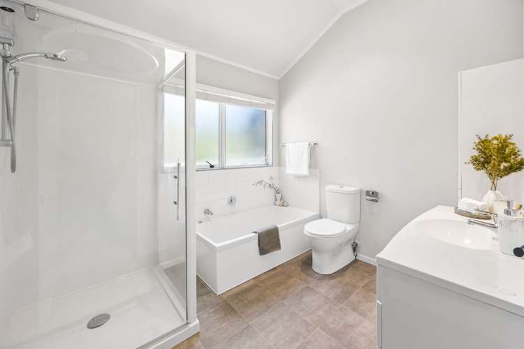 20B Queenstown Road Hillsborough_11