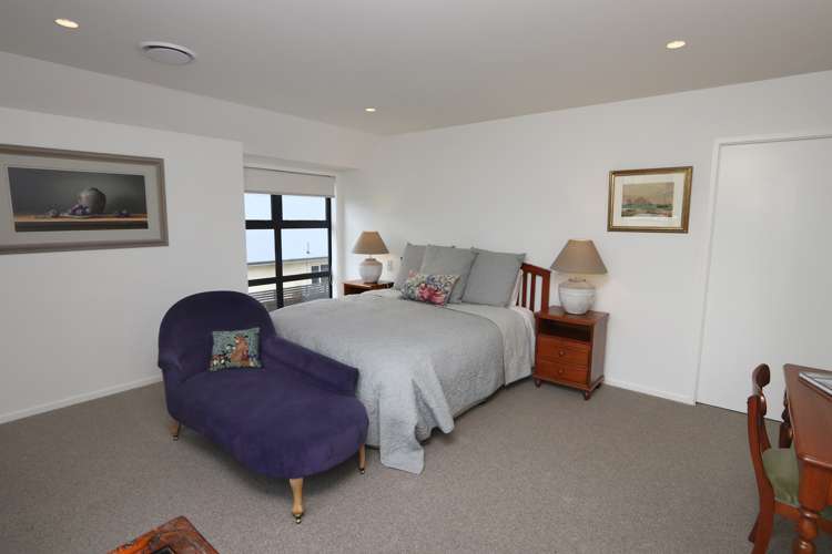 99 Oak Grove Ashburton_23