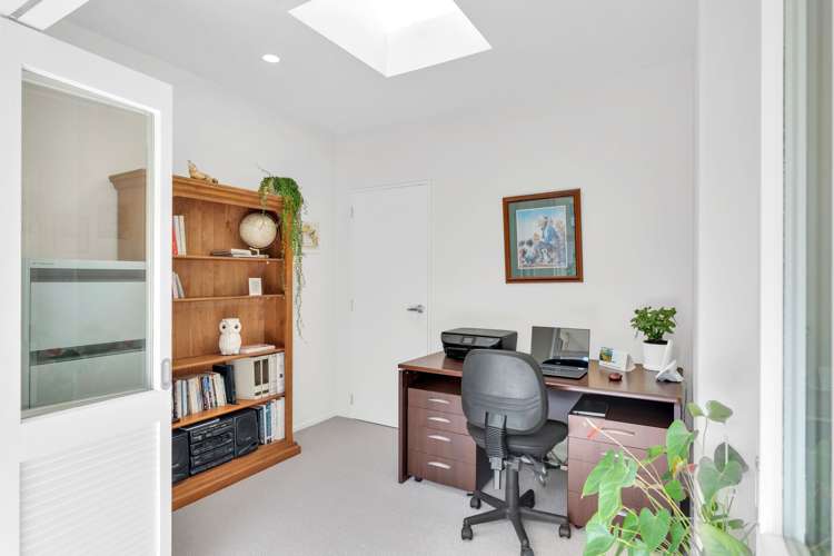 29 Saracen Avenue Northwood_16