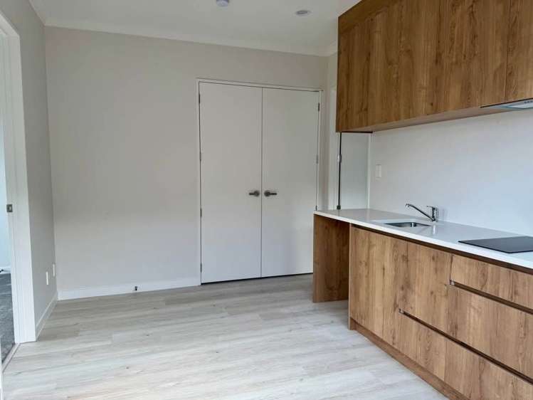 47 Tipu Crescent Wainui_1
