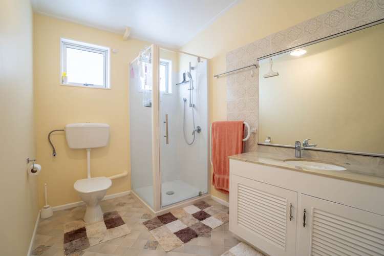 11 Katarina Grove Tawa_11