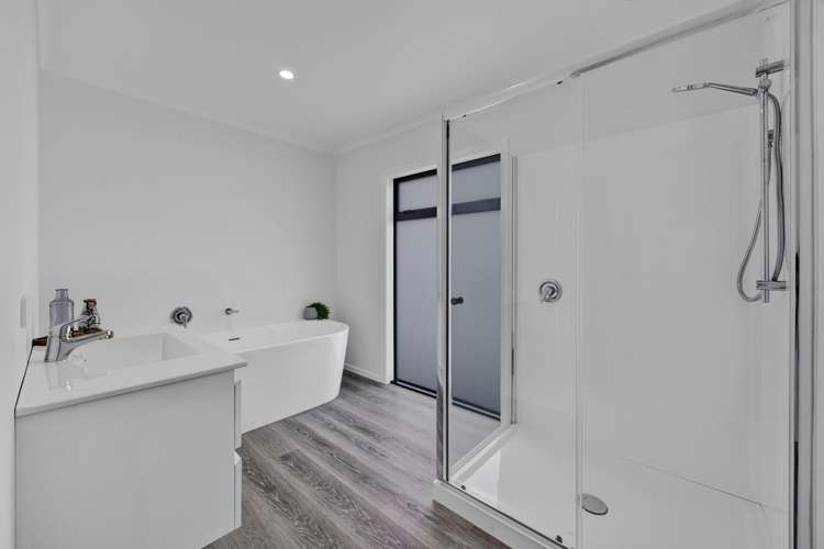 8 Manu Road Okaiawa_13