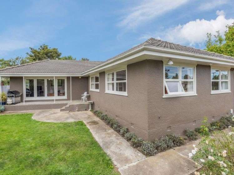 19 Neale Avenue Stoke_0