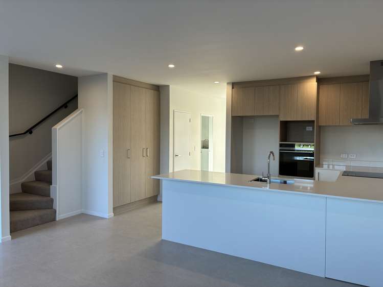 101 WAITUARUA DRIVE "Waiata Shores" Takanini_8