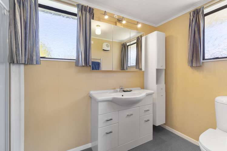 4 Awanui Drive Waikanae_6