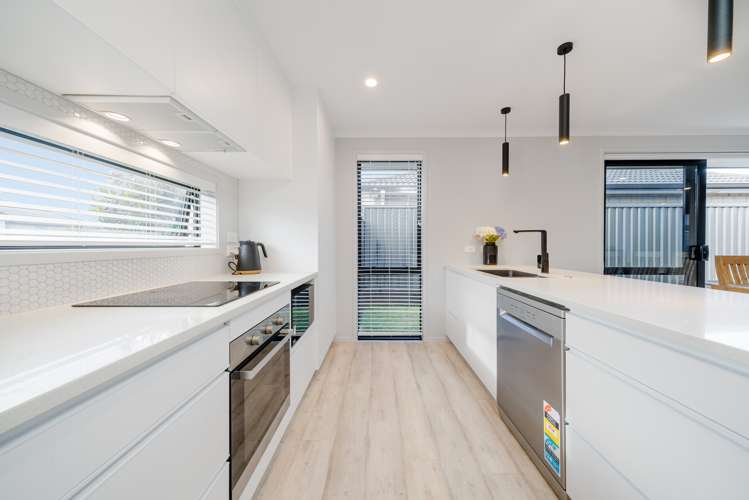 3 Raynor Crescent_0