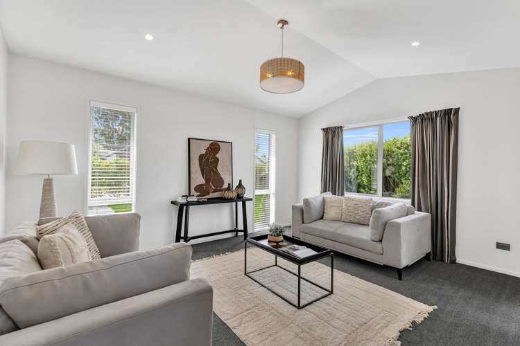 43 Sunline Avenue Lincoln_11