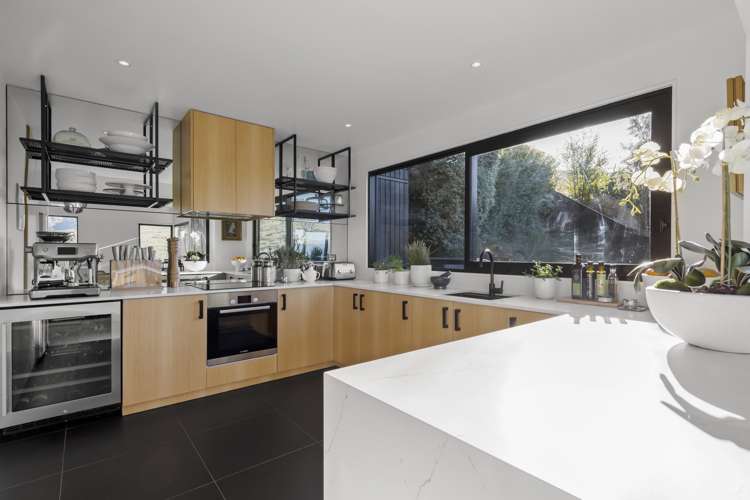 11 Sunrise Lane Queenstown_7