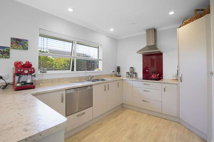 89 Cedar Drive Paraparaumu Beach_2