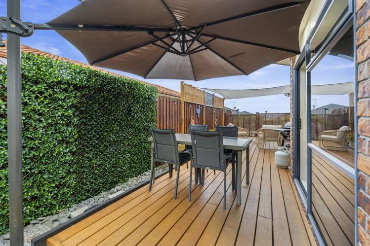 44 Chesterfield Way Orewa_16