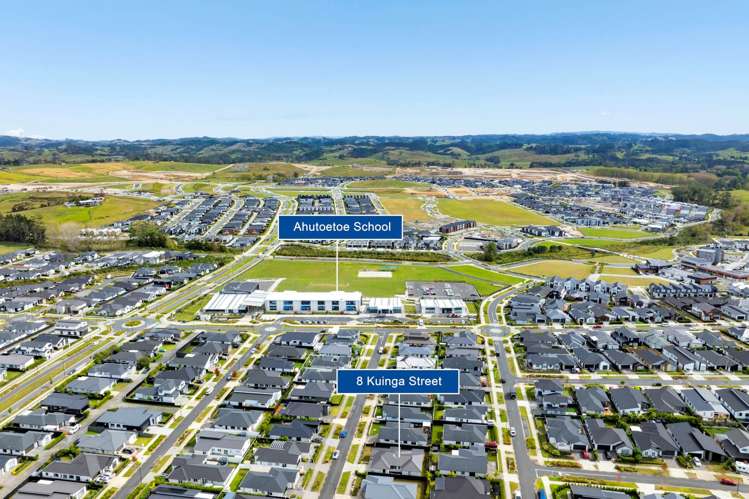 8 Kuinga Street Wainui_23