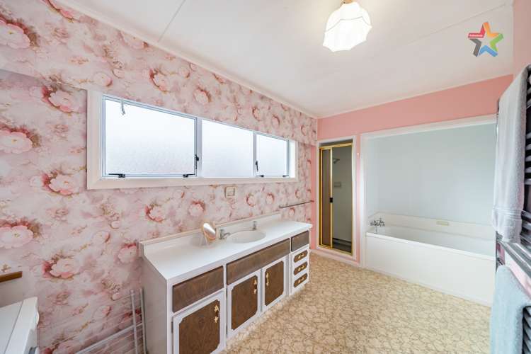 13 Thirlmere Street Wainuiomata_16