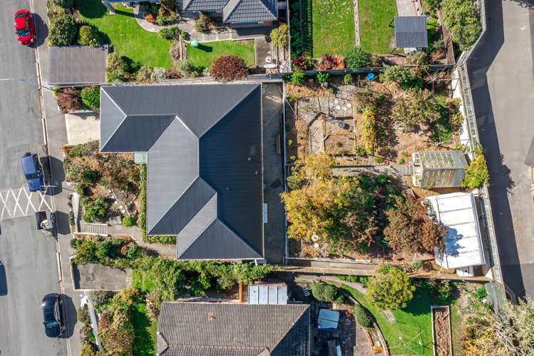 16 June Street Highfield_46