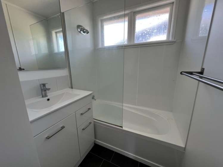 2/21 Gardner Ave New Lynn_8