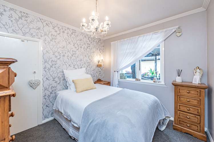 31 Brassey Road Saint Johns Hill_17