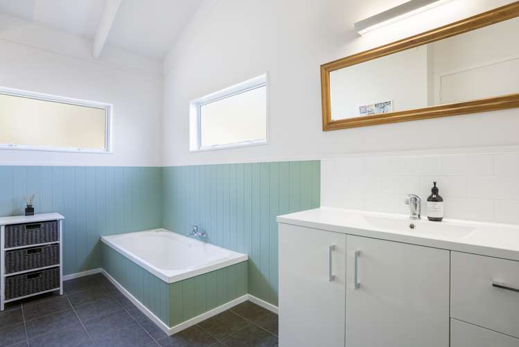 22 Telstar Place Beach Haven_14