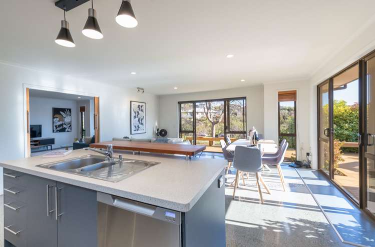 16 Frenchay Drive Atawhai_6