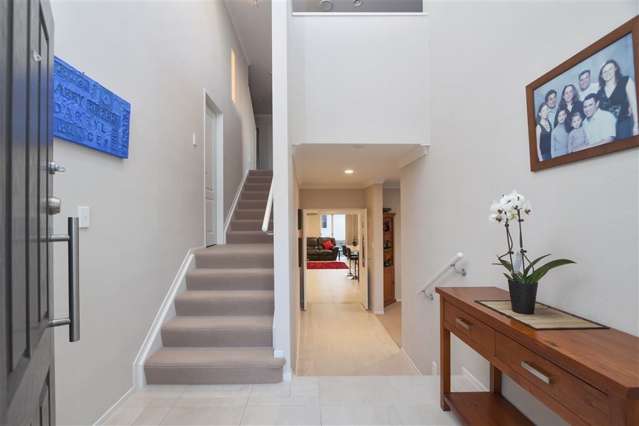 11 Fairhill Place Flat Bush_3